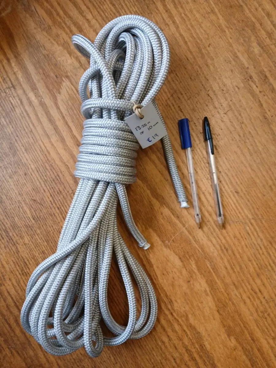 13.25m of 10mm braided marine rope - Image 1