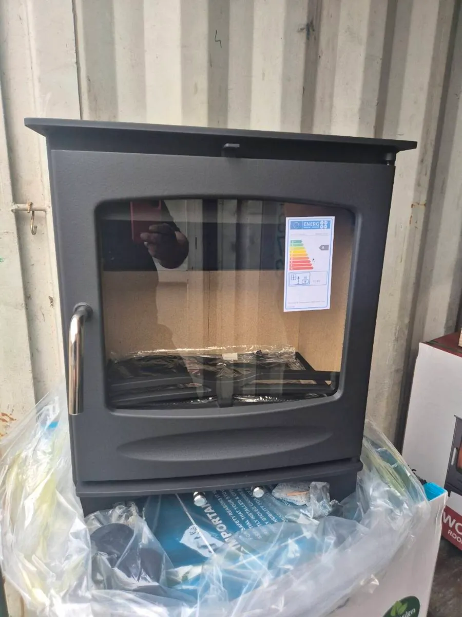 Henley stove 8kw - Image 1