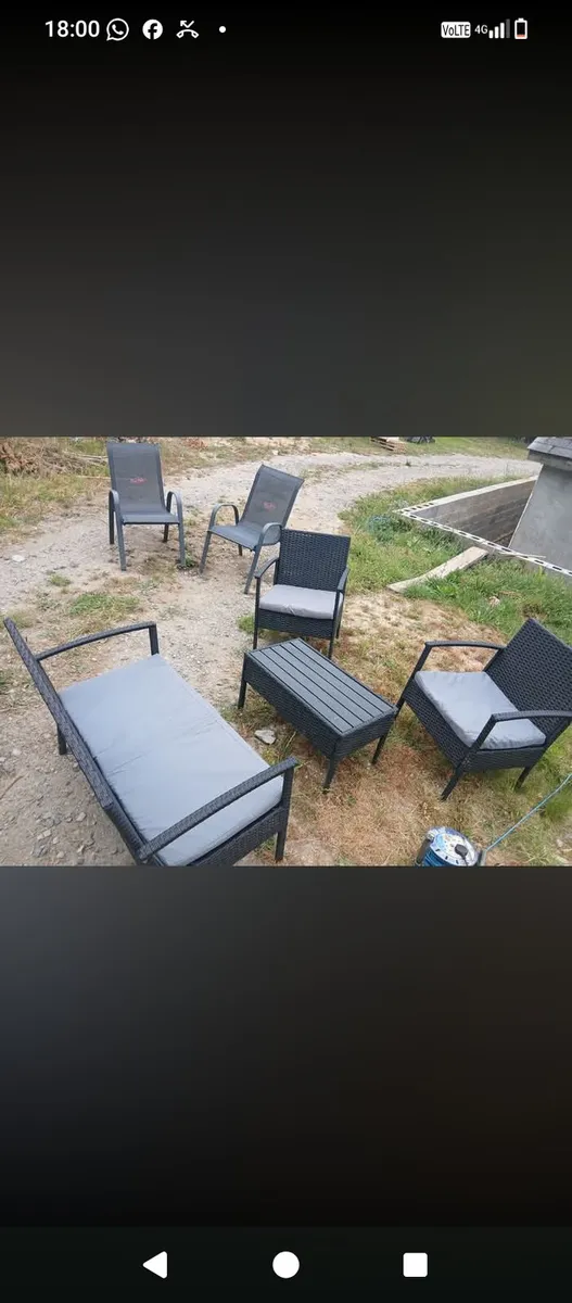 Garden furniture - Image 1