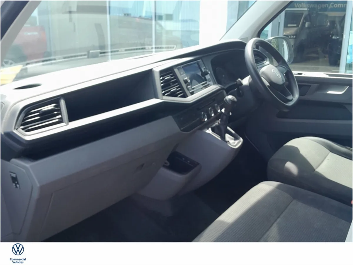 Volkswagen Transporter VAN 2.0TDI 110BHP LONG WHEE - Image 4