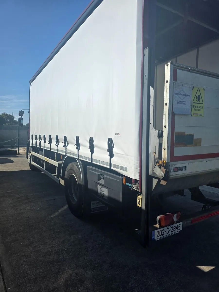 Renault D 2020 - Image 4