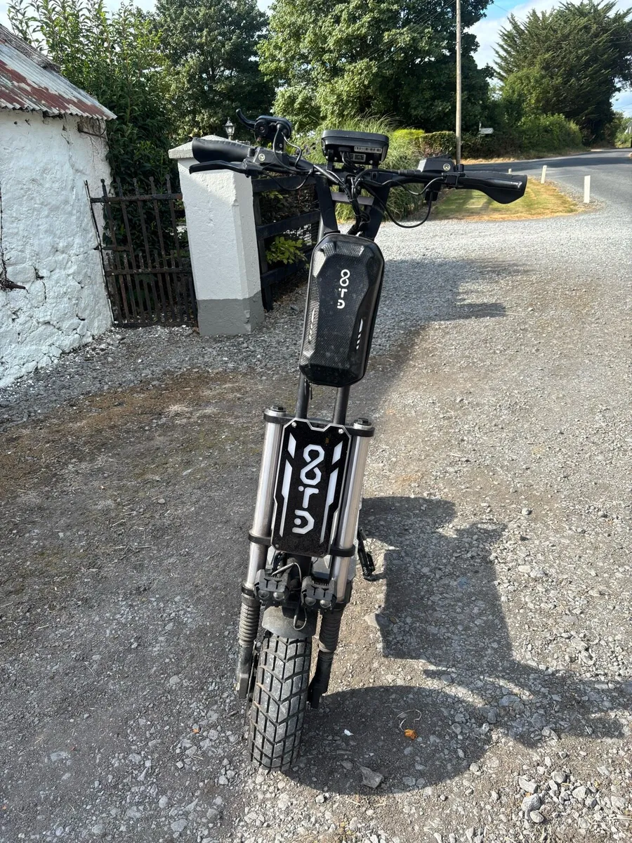 E-SCOOTER - Image 1