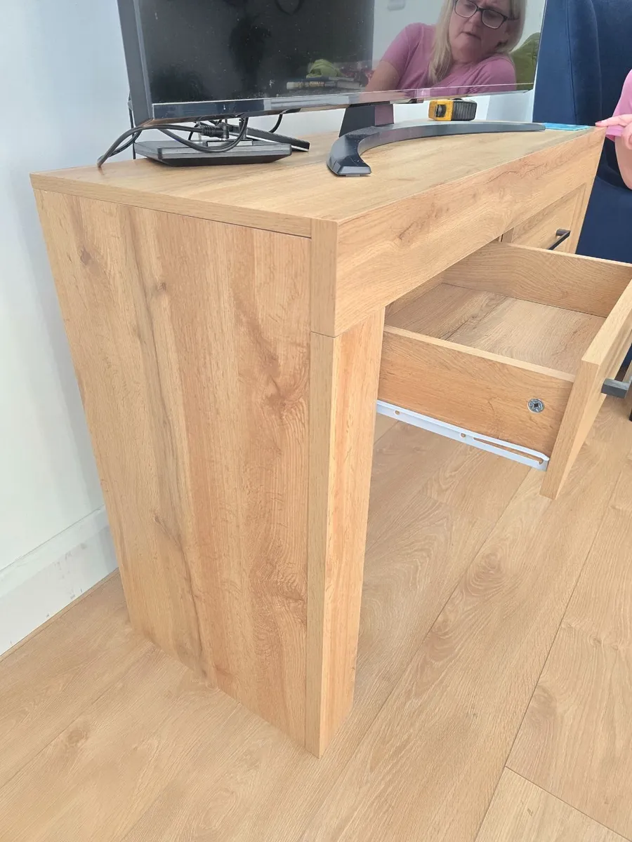 TV / Console table - Image 2