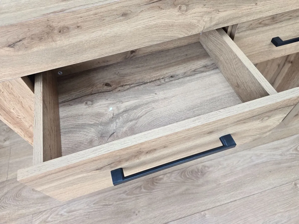 TV / Console table - Image 3