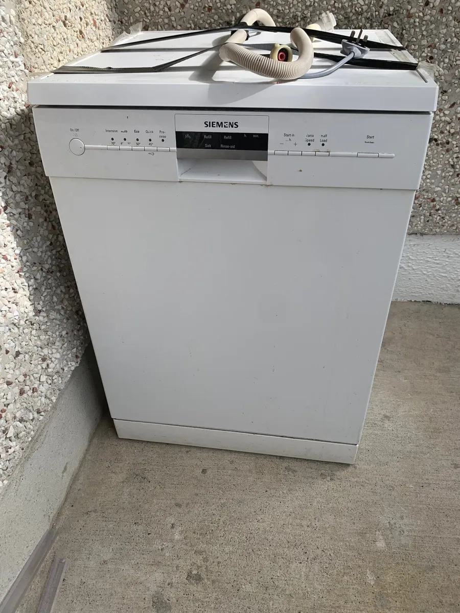 Dishwasher - Image 2