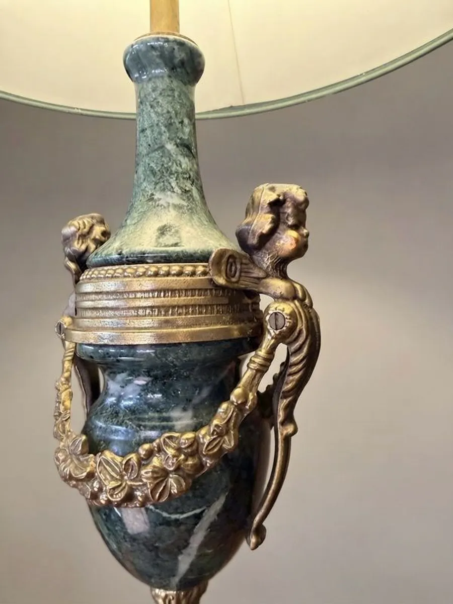 Elegant French Empire Style Green Marble and Brass Table Lamp - Image 2