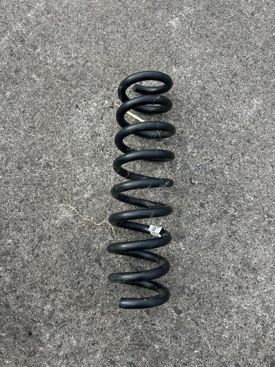 BMW f30 original springs - Image 2