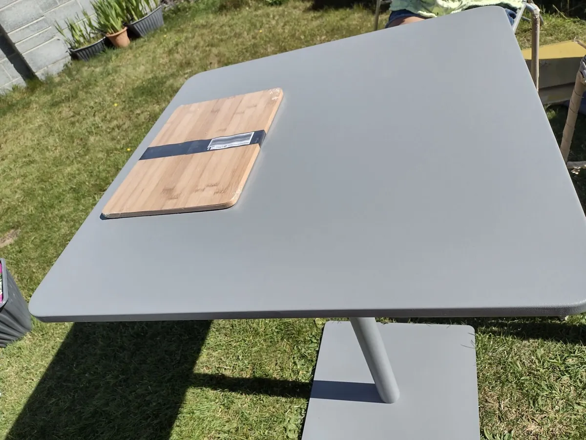 New grey steel bar table indoor/outdoor use - Image 2