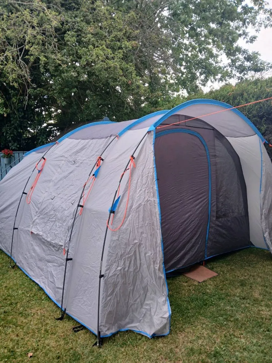 Tent - Image 1
