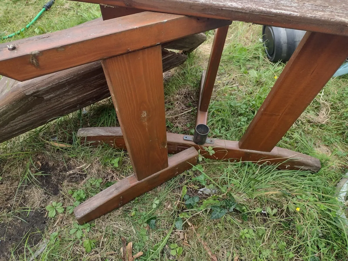 Heavy Teak garden table base - Image 1