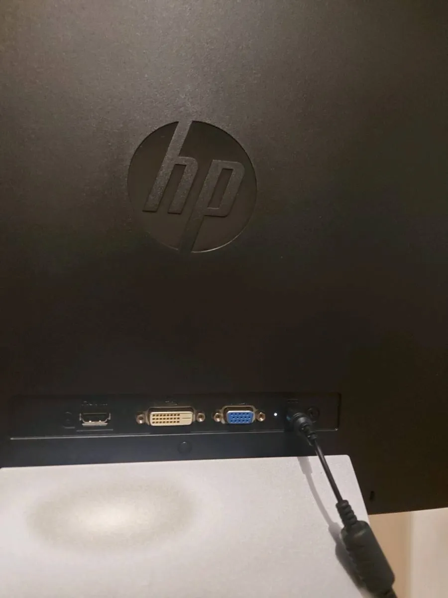 HP 23" monitor - Image 4