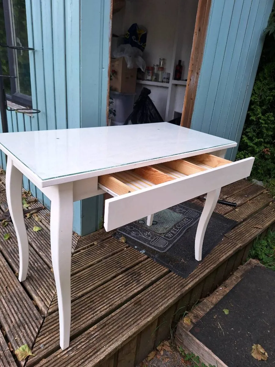 Ikea table - Image 1