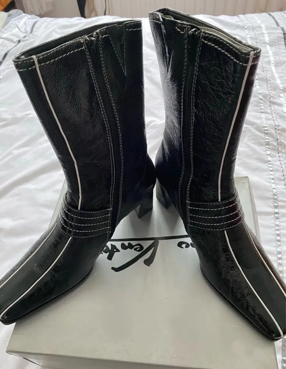 Brand NEW Gino Ventori Ladies Boots, Size 39 / 6 - Image 2