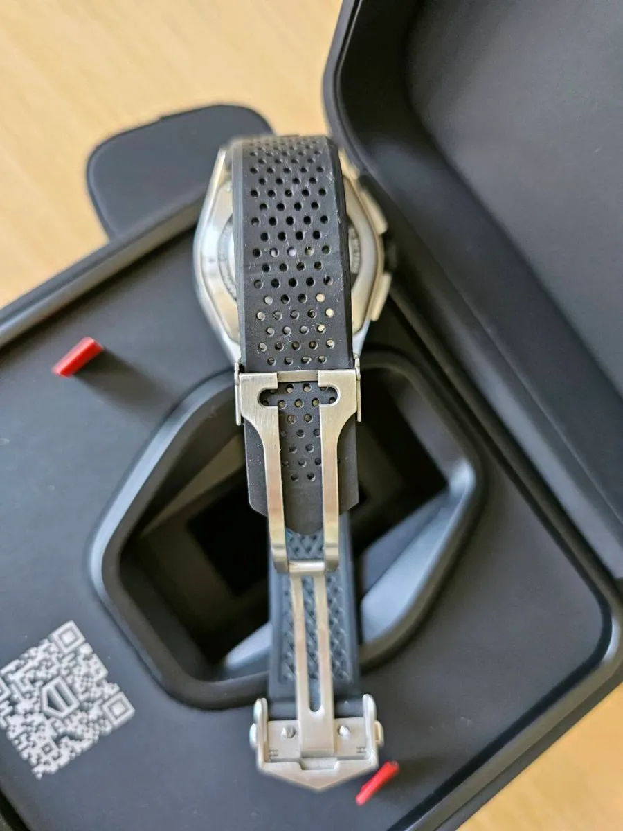 TAG Heuer Connected E4, 45mm - Image 2