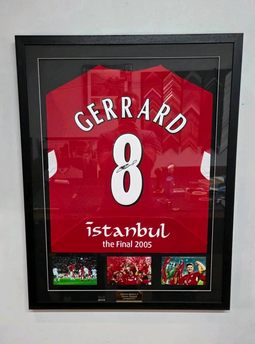 Steven Gerrard No.8 Istanbul 05 Final Themed Shirt - Image 1