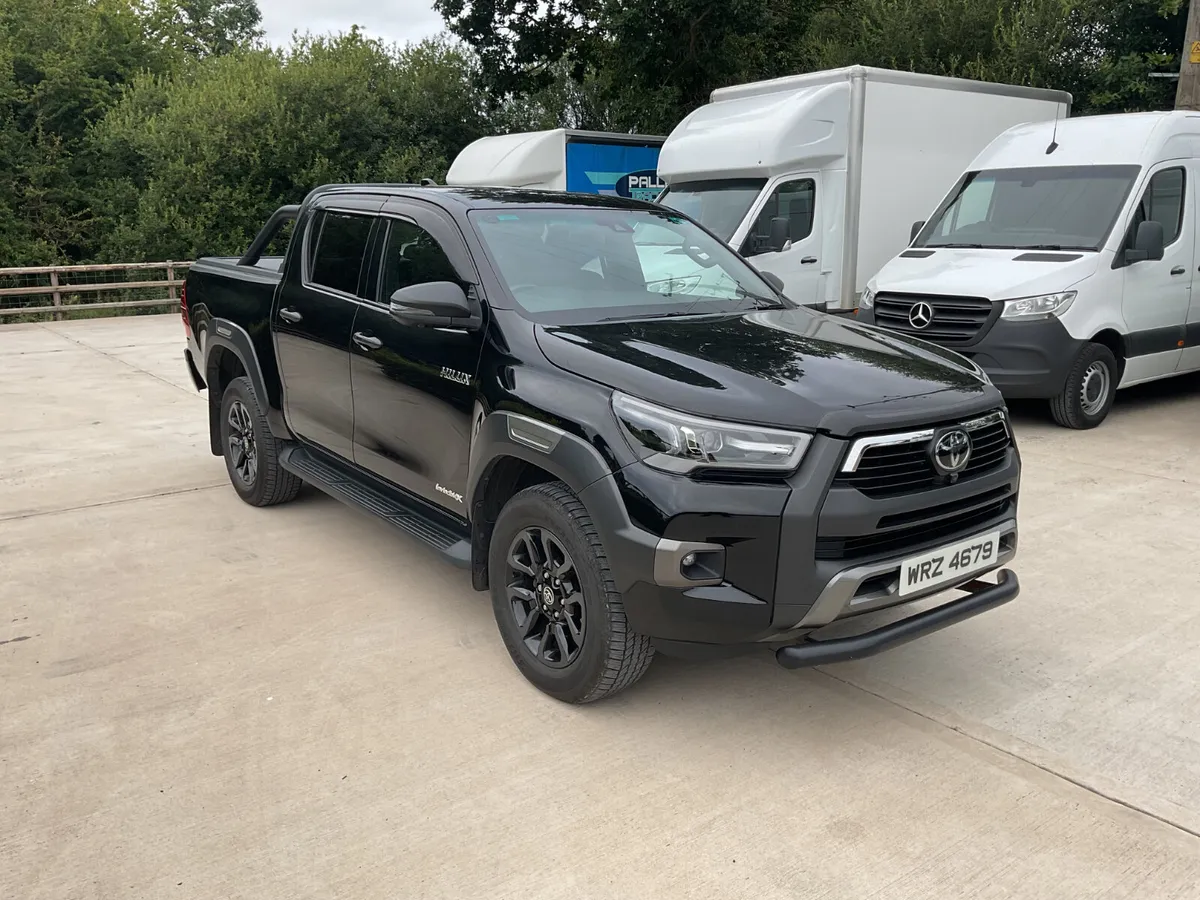 2023 Toyota Hilux Invincible X - Image 1
