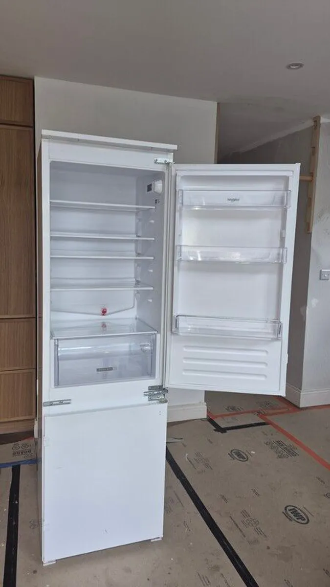 Whirlpool Integrated Fridge Freezer - Image 2