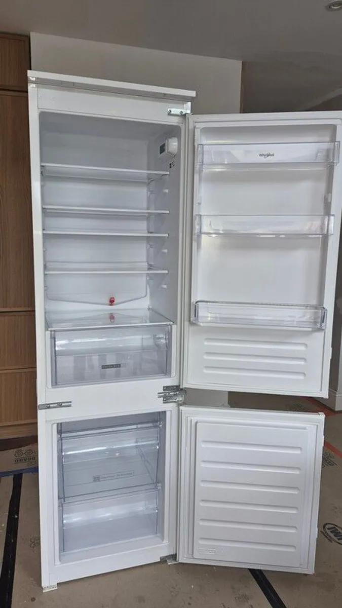 Whirlpool Integrated Fridge Freezer - Image 3