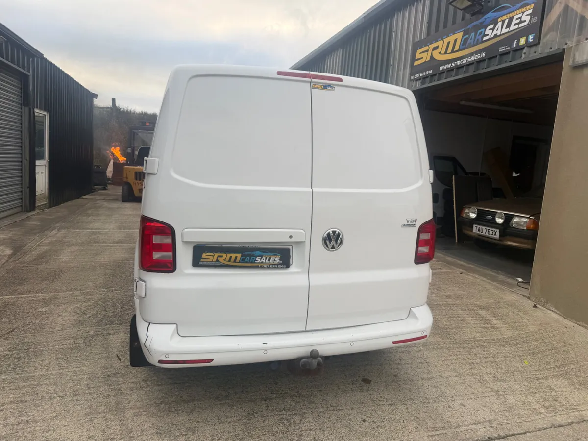 Volkswagen Transporter 2016 - Image 4