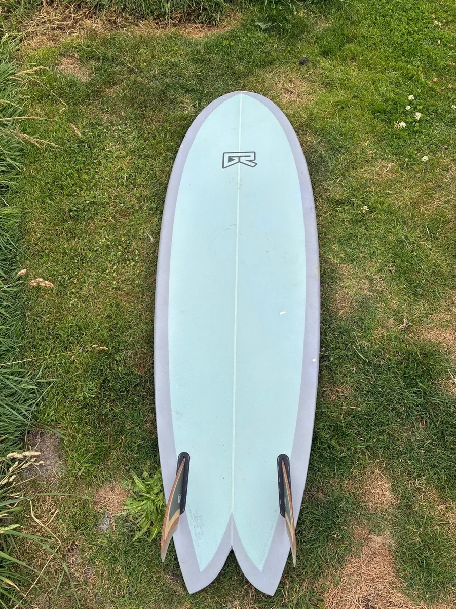 Grow surfboard - Image 1