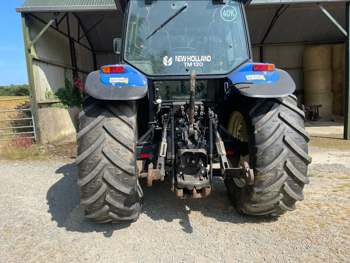 New Holland TM120 - Image 3