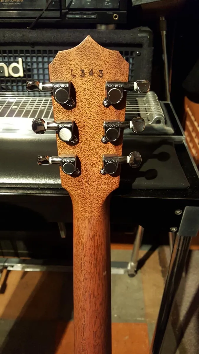 Deering 6 string Boston banjo - Image 2