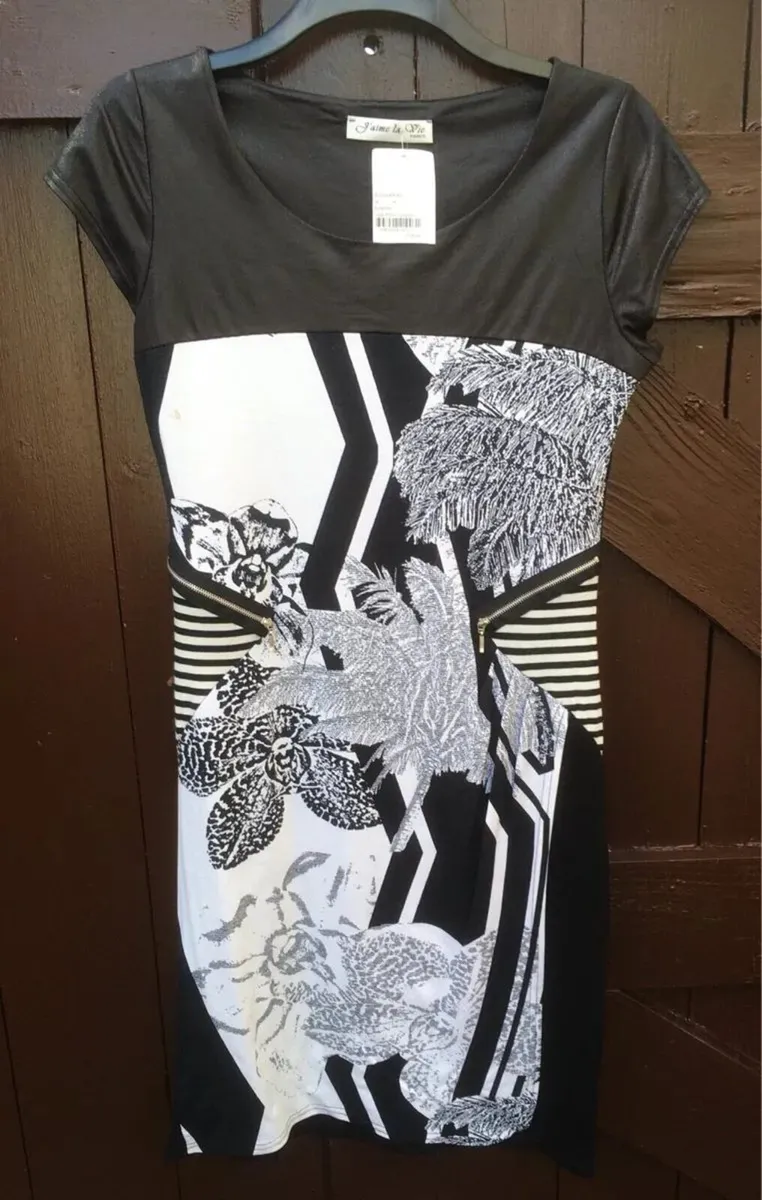 BRAND NEW J'Aime LA Vie Dress, Size 16 - Image 4