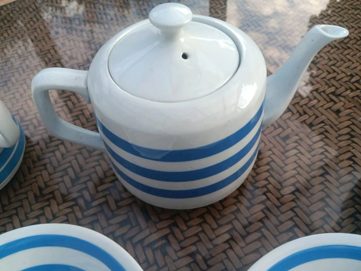 Carrigaline pottery - Image 3