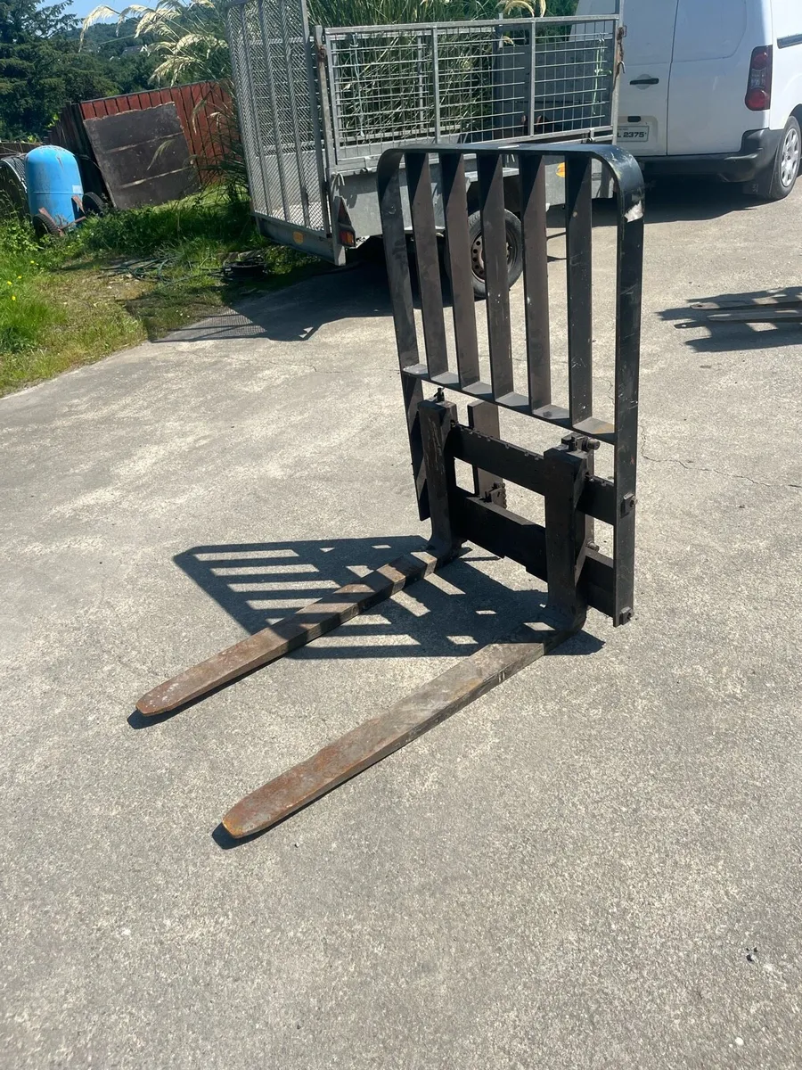 Pallet toes - Image 1