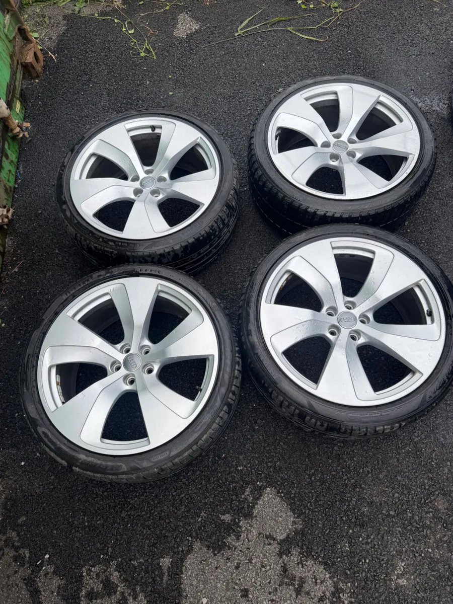 21inch Audi a4 a5 a6 a7 Q5 alloys - Image 1