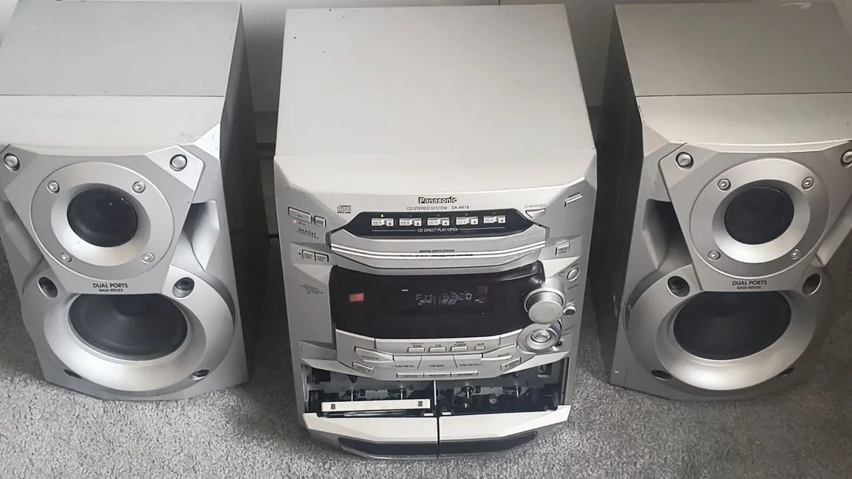 Stereo system Panasonic SA-AK18. - Image 4