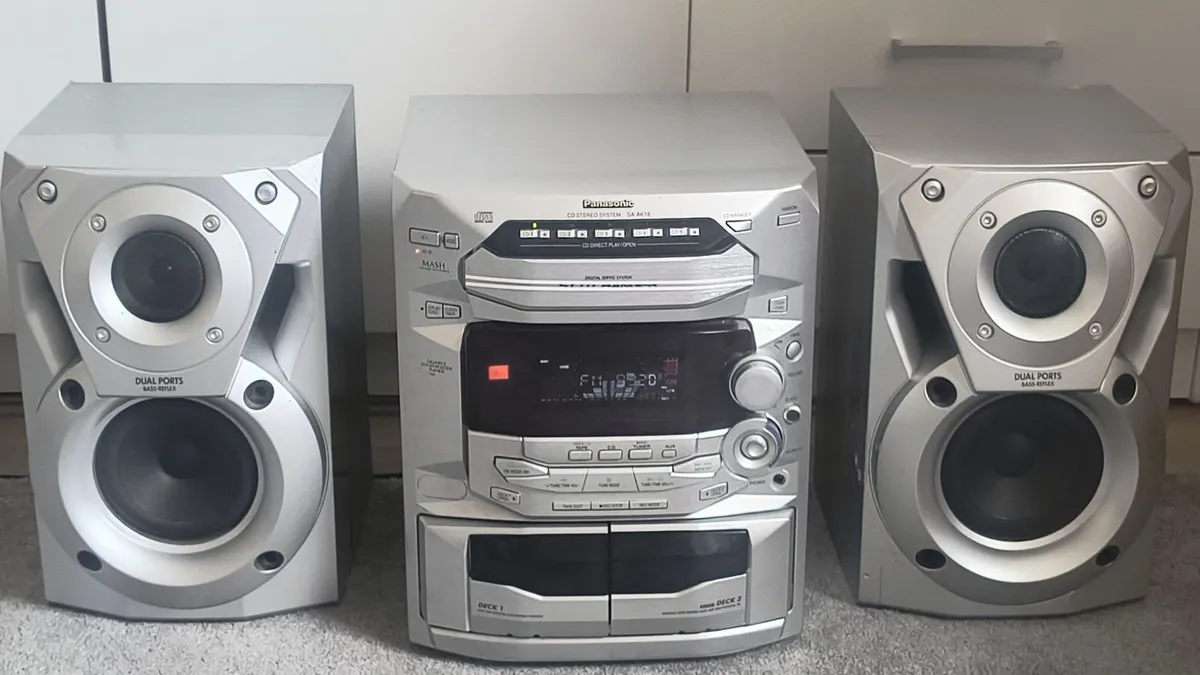 Stereo system Panasonic SA-AK18. - Image 1