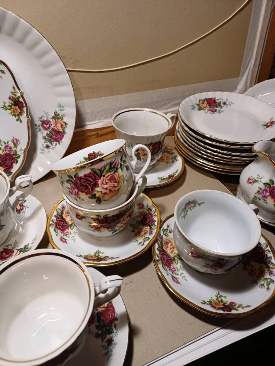 Vintage Rose Design Set - Image 3