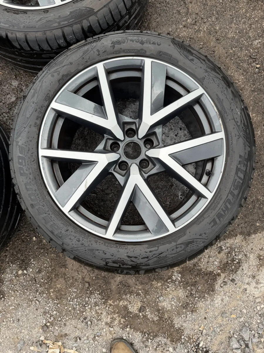 20inch VW toureag Rline alloys - Image 4