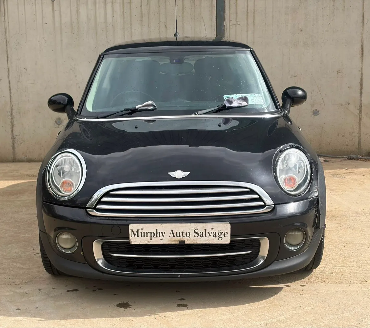 2012 Mini for parts - Image 1