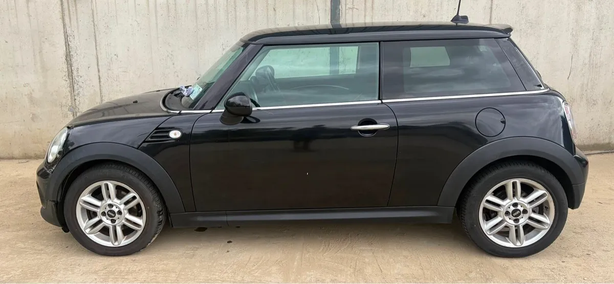 2012 Mini for parts - Image 4