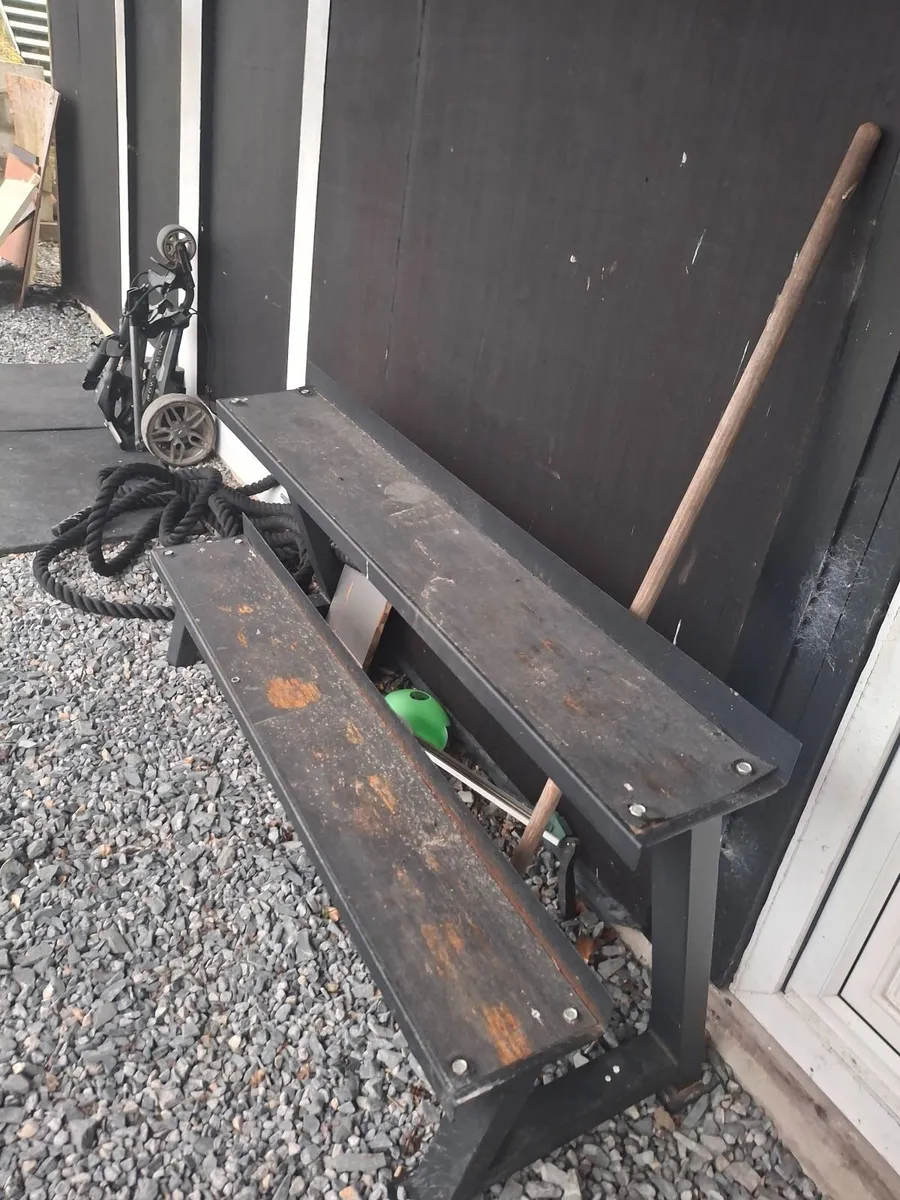 Weights rack - Image 1