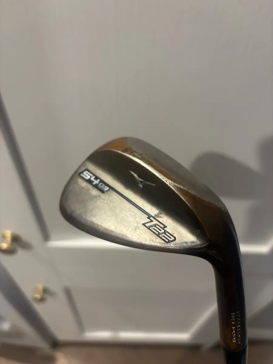 Golf wedge - Image 1