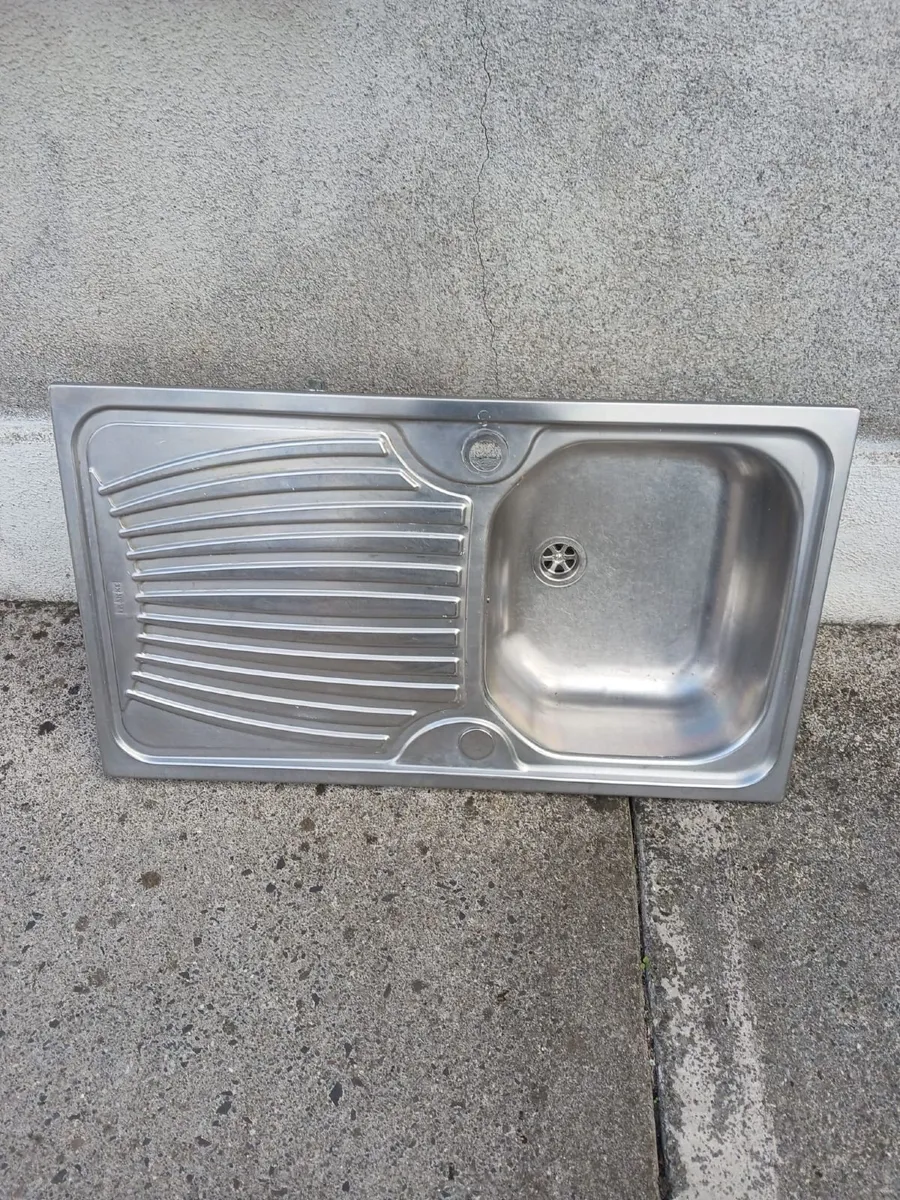 Kitchen Sinks - Image 2