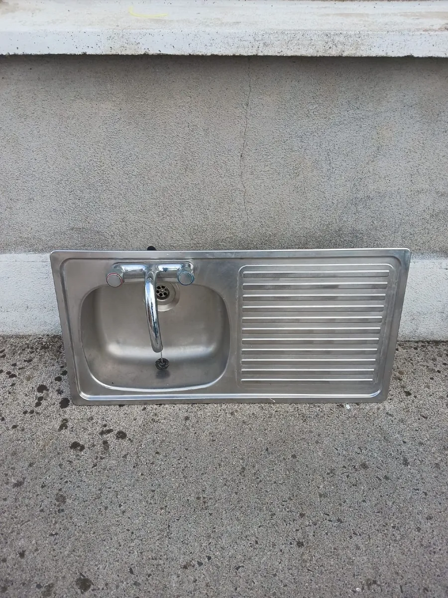 Kitchen Sinks - Image 1