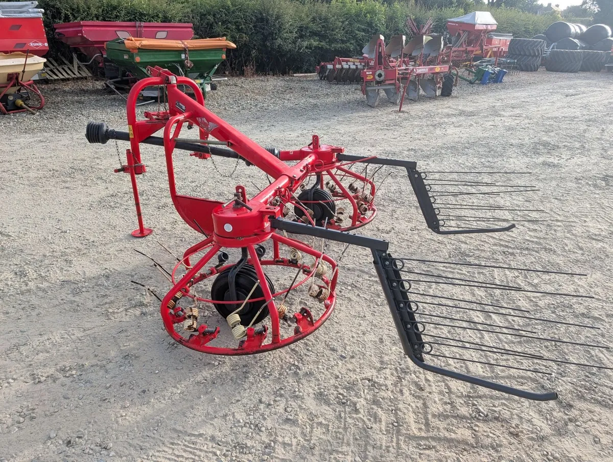 Kuhn 300 haybob - Image 2