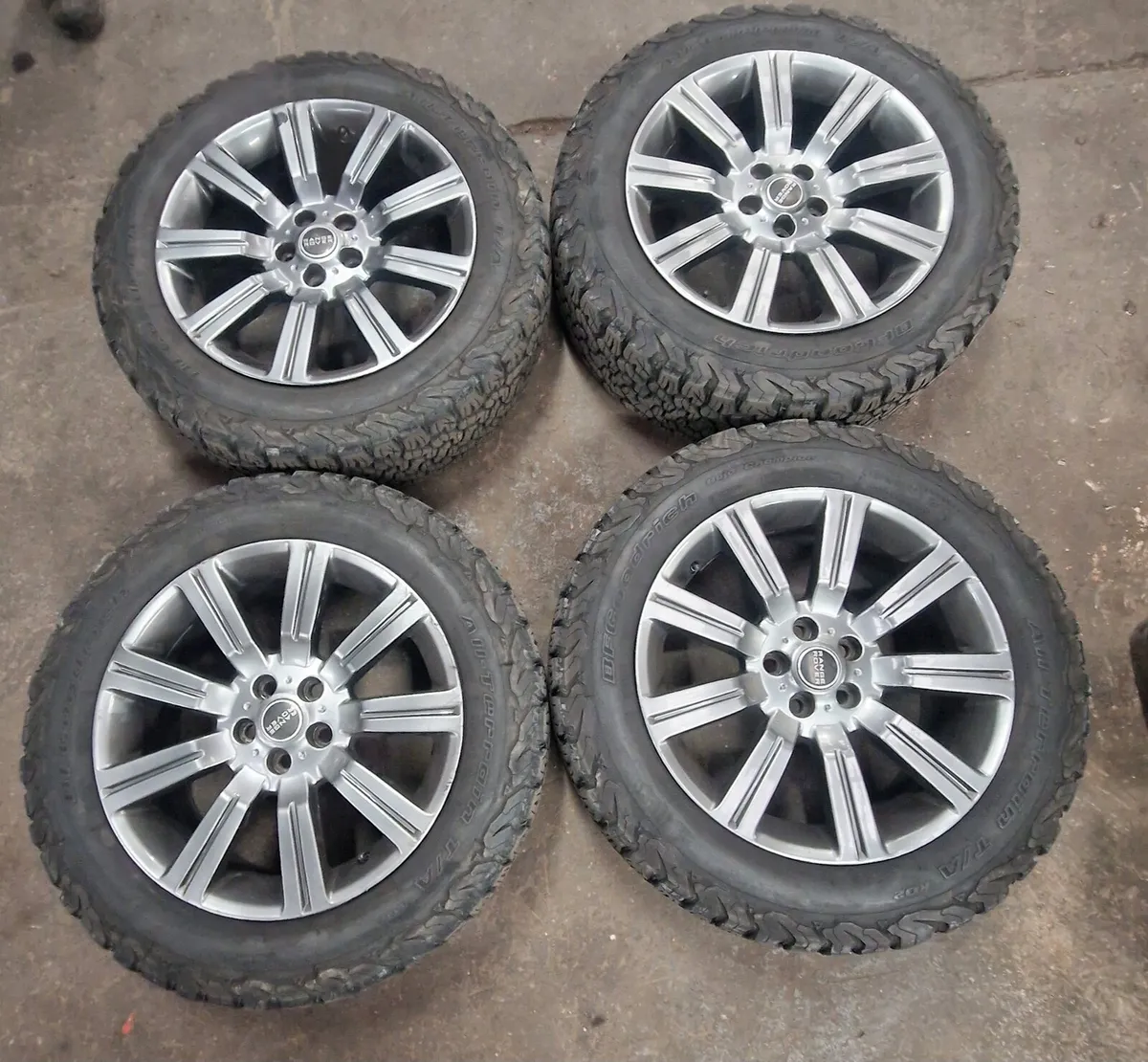rangerover stormer alloys/ bf Goodrich ko2Range Ro - Image 1