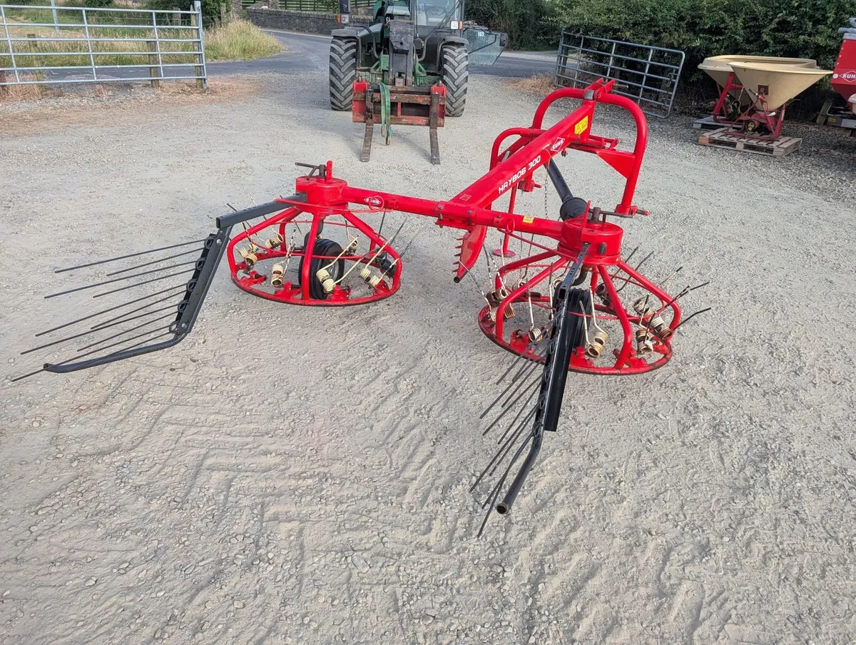 Kuhn 300 haybob - Image 4
