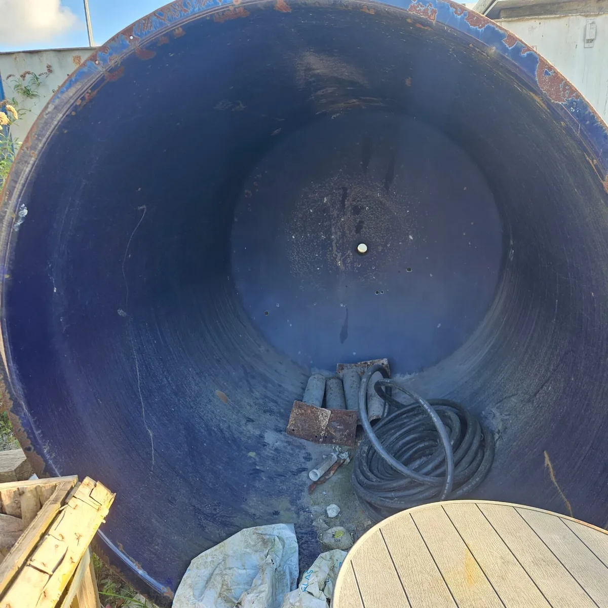 Water tank - Image 2