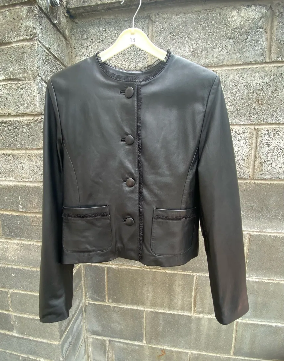 Genuine Soft Special Leather Ladies Jacket Size 40 - Image 3