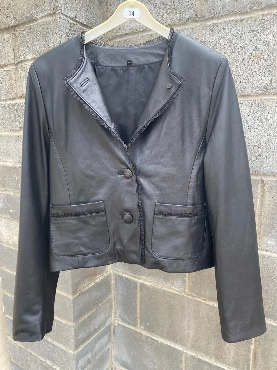 Genuine Soft Special Leather Ladies Jacket Size 40 - Image 4