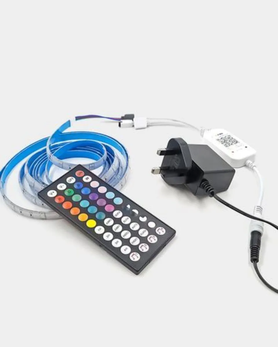 BRAND NEW Remote Controlled LED Strip Lights 5M - Image 3