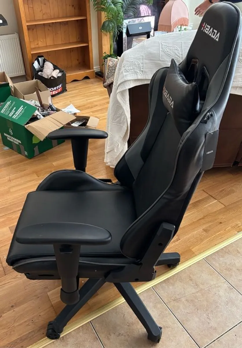 Gaming Chair - Image 3