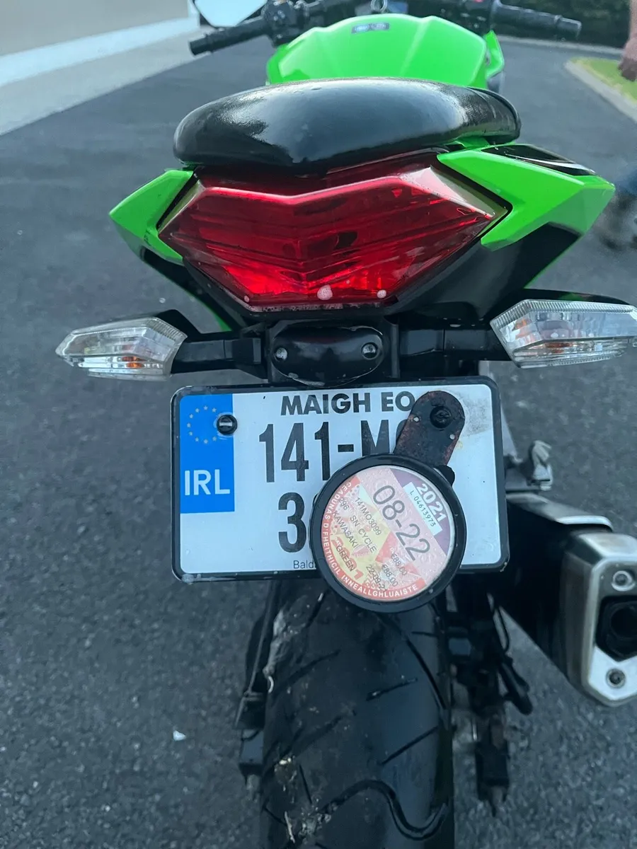2014 Kawasaki Ninja 300 Special Edition - Image 4