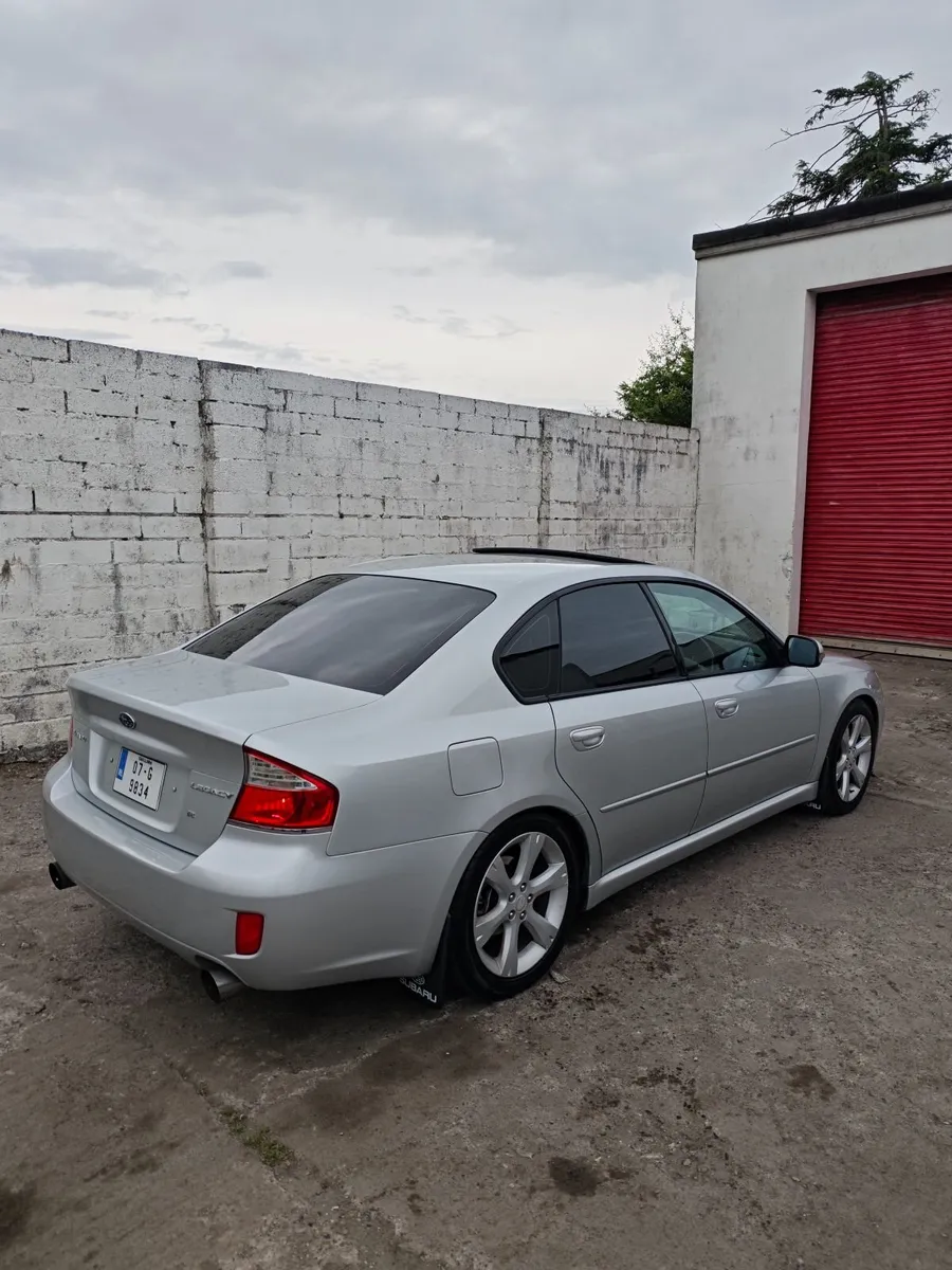 2007 Subaru Legacy R 2.0 4X4 - Image 2
